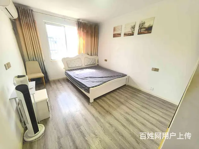 押一付一 桐泾北路地铁口 虹桥路小区 精装修两房 大客厅 - 图片 3