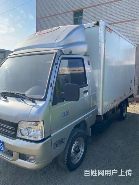 福田油气两用厢式货车 - 图片 2
