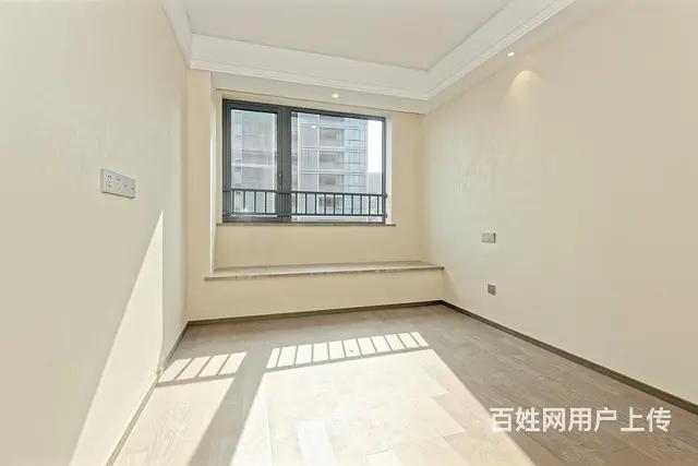 新卖特价房，低于市场价格，正对花园景观，带一车位，一梯一户房 - 图片 2