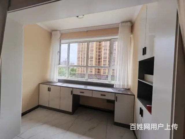 15中旁，目送孩子 ，凤泉河畔西区，精装修三室拎包入住 急卖 - 图片 11