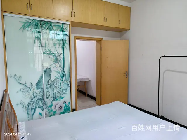 麓谷八家湾小区一室一厅带厨卫出租 - 图片 1