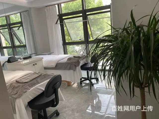 滨江区政府小区口停车方便上下两层有固定会员美容养生馆 - 图片 1