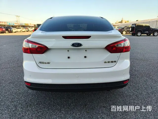 福特 福克斯 2012款 福克斯-三厢 1.6 双离合 风尚 - 图片 4