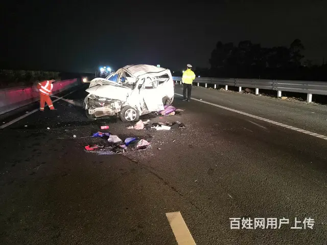 廉江拖车，24小时拖车服务，机修钣金喷漆，汽车搭电 - 图片 3