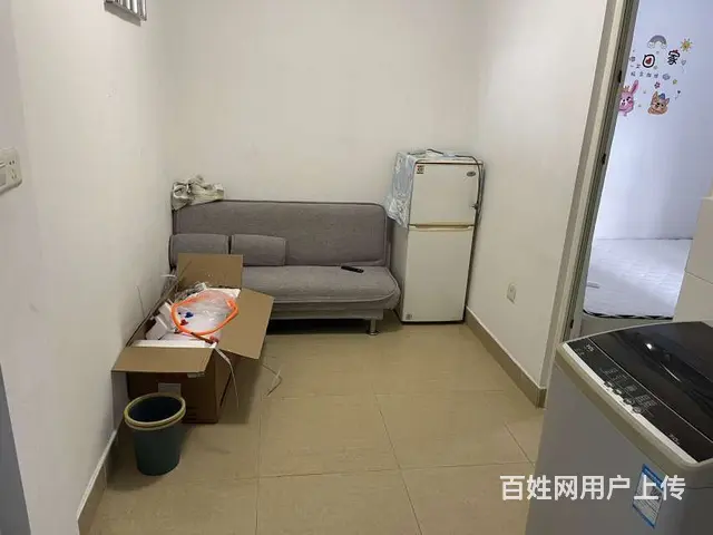 拱北关口花苑新村电梯精装一房一厅出租，租价1500。近关口 - 图片 1