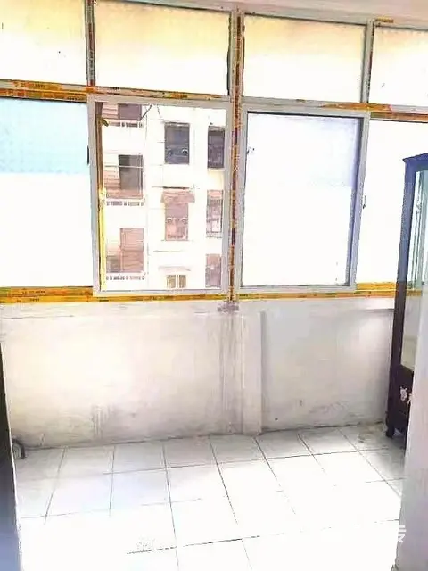 摩尔城旁边 普通住宅1室1厅 中等装修 - 图片 3