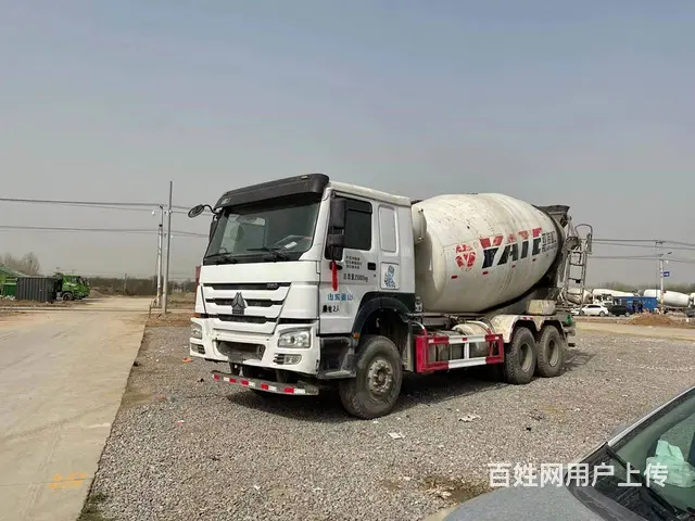 17年二手豪沃搅拌车出售 大14方 380马力 - 图片 3