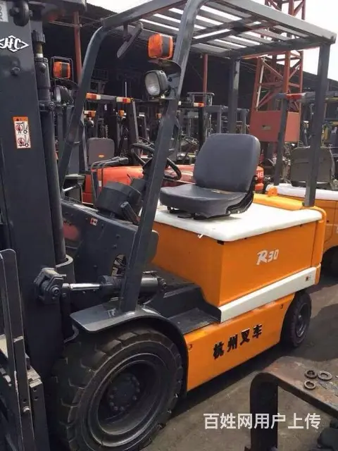 现货销售二手平包夹叉车，杭州3吨内燃式夹抱叉车 - 图片 3