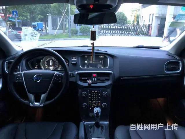 沃尔沃V40 2015款 1.6T 双离合 智雅个 - 图片 8