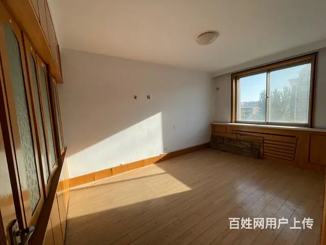 朝柴家属院5楼64平，两室一厅，简单装修，小税10万 - 图片 2