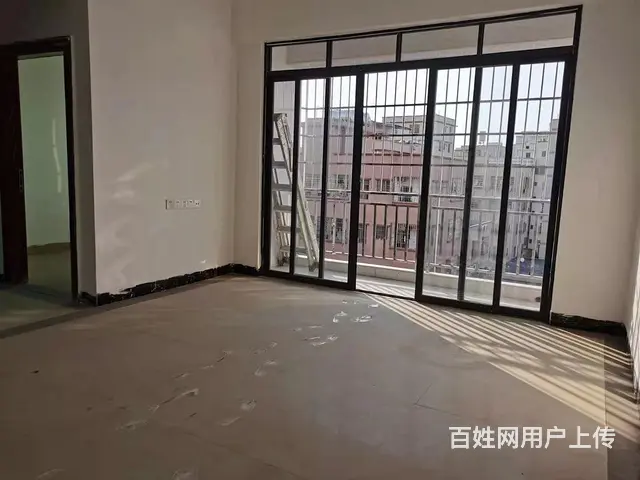 地铁房龙归花园(白云龙归）9.8万普通住宅 中等装修 - 图片 1