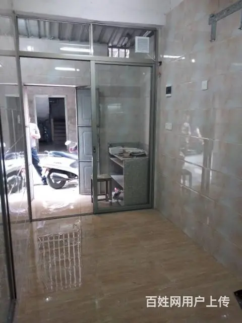 榕城进安路（中医院对面）精装一楼单间 - 图片 2
