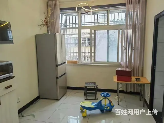 浉河区北京路外贸东家属院 普通住宅2厅 精装修（带车库） - 图片 7