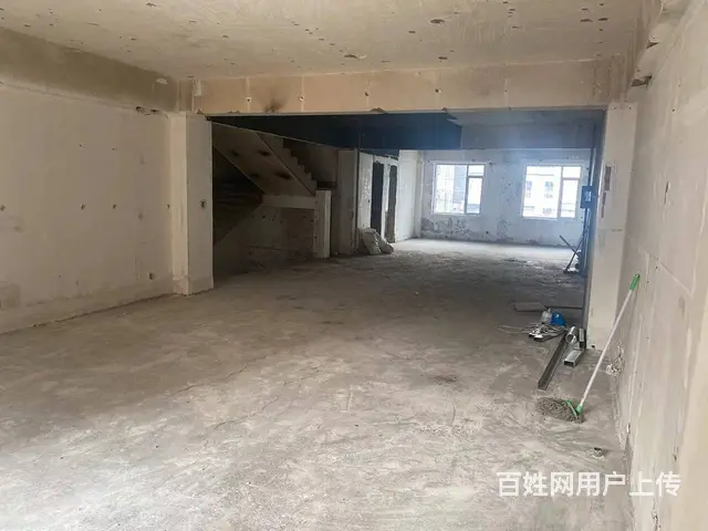 西塔街旺铺出租 - 图片 4