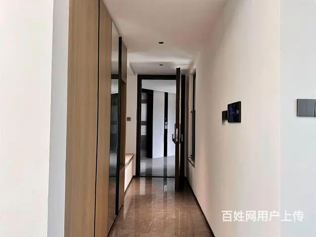 横琴旁中海寰宇天下高层 全新南北通透大三房 十字中心 - 图片 2