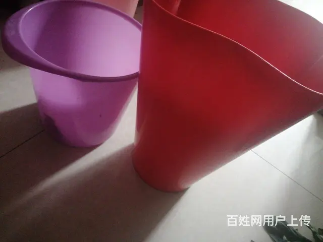 垃圾桶两个6元 - 图片