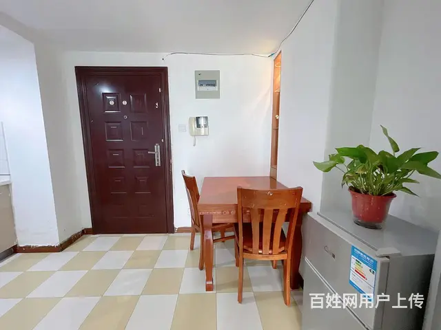 电梯房 自由之邑 精装一室 正朝南 民用水电 三香广场旁 - 图片 7