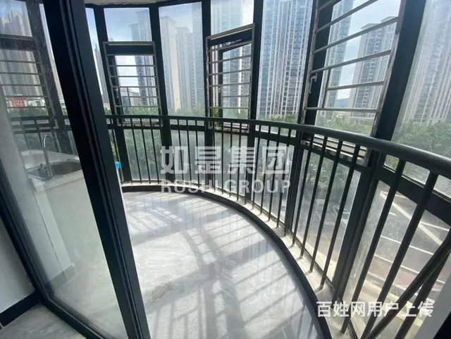 中骏世界城万达旁 单身公寓 带阳台酒店式装修 拎包入住 - 图片 2