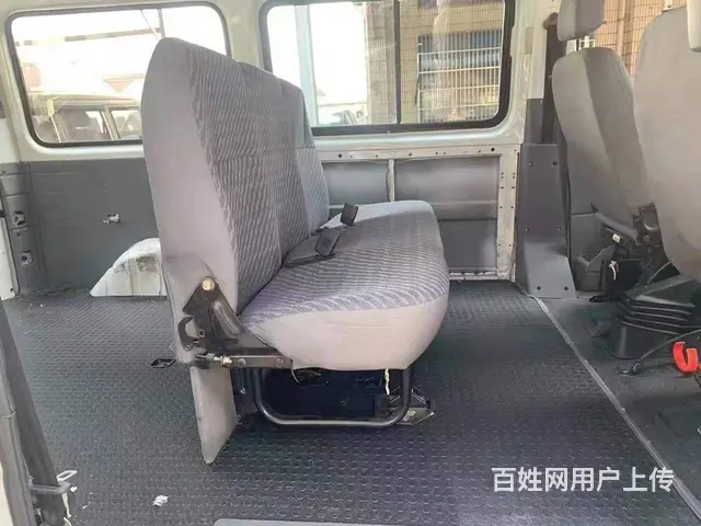 2013年4月上牌的福特全顺，短轴中顶，6座小型客 - 图片 5