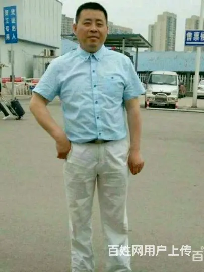 交赏月踏青，春游的女朋友 - 图片