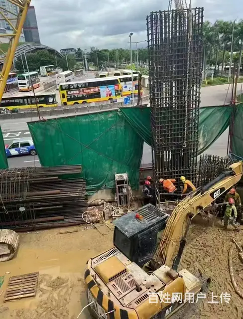 高薪招木工瓦工钢筋工水电工包吃住 - 图片