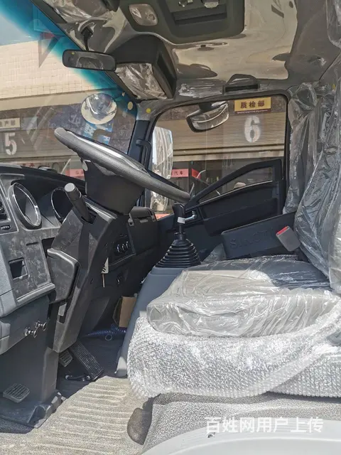 国六豪沃5吨油罐车 轴距小更灵活，全国上户 - 图片 2