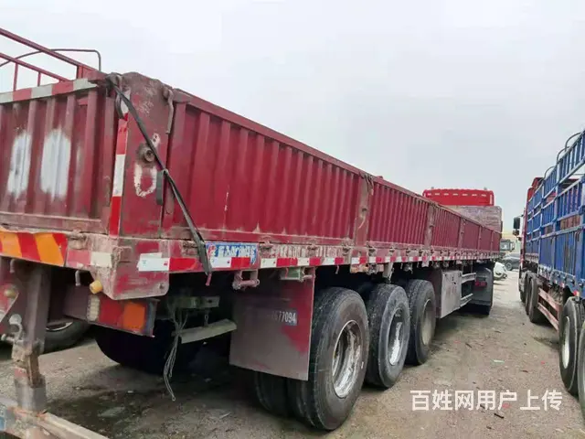 半挂牵引车420马力带13米直板平板牵引车 - 图片 4