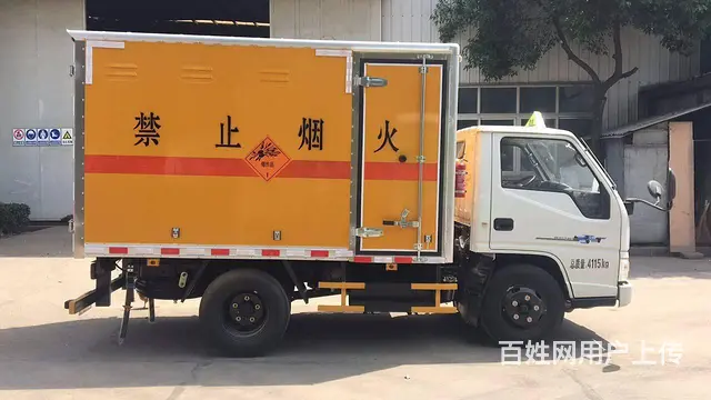 资阳国五上蓝牌危险品厢式车 易燃液体厢式车气瓶车 - 图片 3