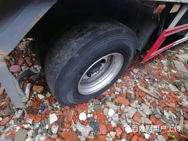 二手东风柳汽乘龙H5前四后四厢货270马力 - 图片 7