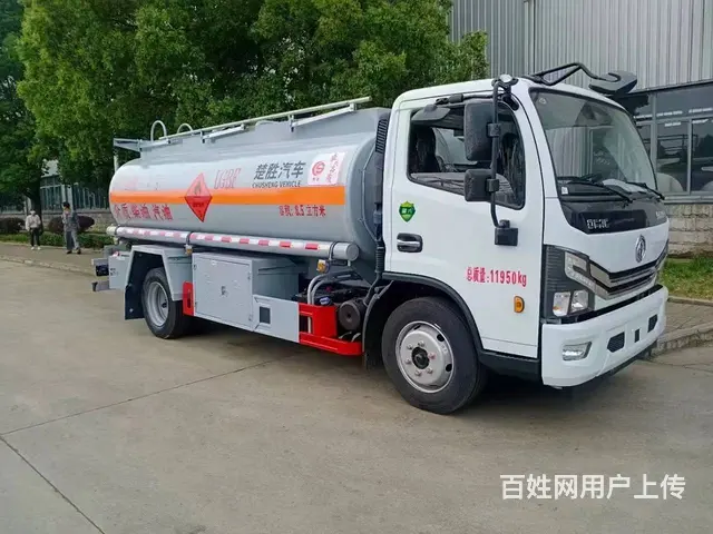 东风多利卡8吨油罐车 厂家销售包上户一条龙服务 - 图片 1