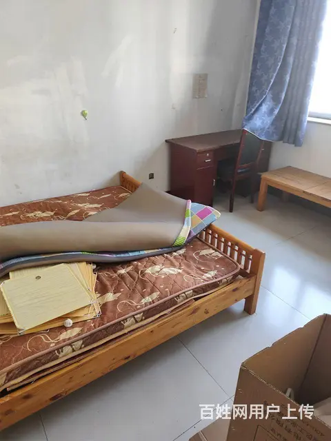 押一付一带车库。3楼。联系电话。 - 图片 1
