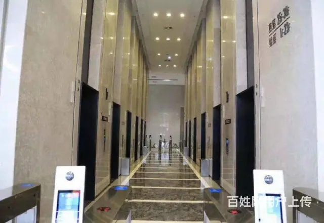 零首付租金收益五点多地铁口万达精装写字楼带租约高端配套环境好 - 图片 1