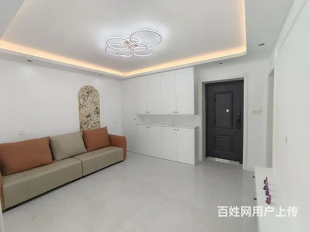 万达 火车站附近 两室一厅 地热 拎包入住 - 图片 2