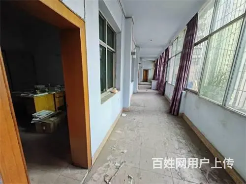 （达州铺源网）西外金山北路临街二楼1000㎡空铺出租 - 图片 1