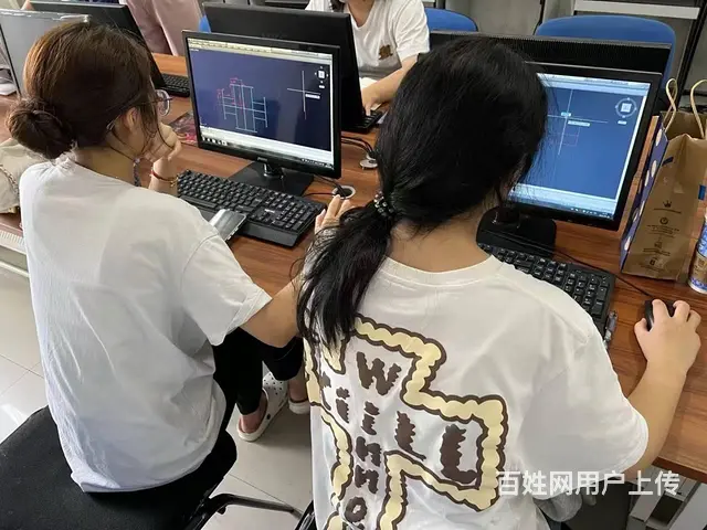 嘉兴平面设计培训——平面设计如何找工作? - 图片 2