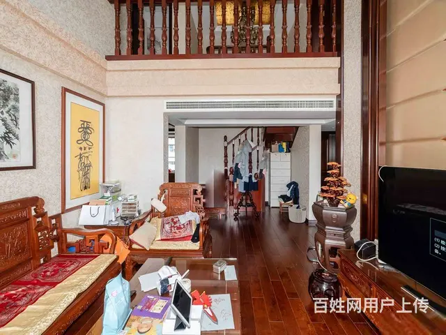 凯纳华侨城顶楼复式品牌装修家具家电全留拎包入住北郊 - 图片 1