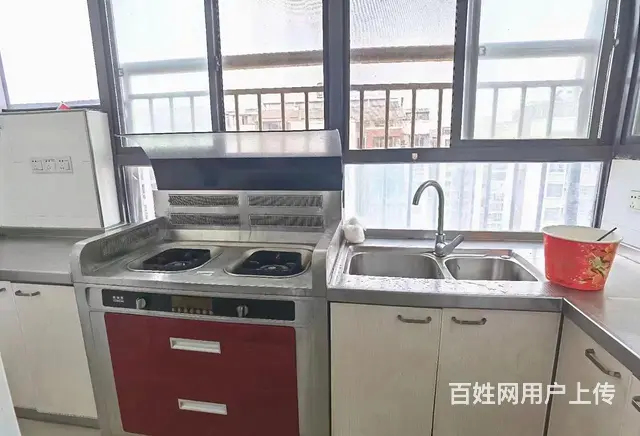 出租金江南苑70平  精装电梯2室，顶楼带大露台阳光房， - 图片 5