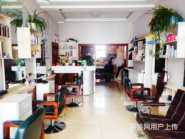 B8931一繁华商业街旺铺低价转让 - 图片 1