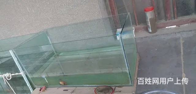 出售鱼缸 - 图片 1