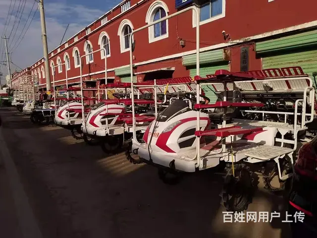 【腾飞农机】现货处理插秧机拖拉机收割机，春节特惠 - 图片 1