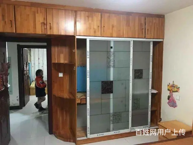 区政府附近，传世经典两室精装修，带暖气，配套齐全，拎包入住 - 图片 9