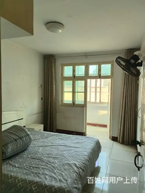 果园小区东站 普通住宅1厅 简单装修 - 图片 1