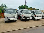 泰安二手5吨8吨10吨加油车工地物流园停车场专用