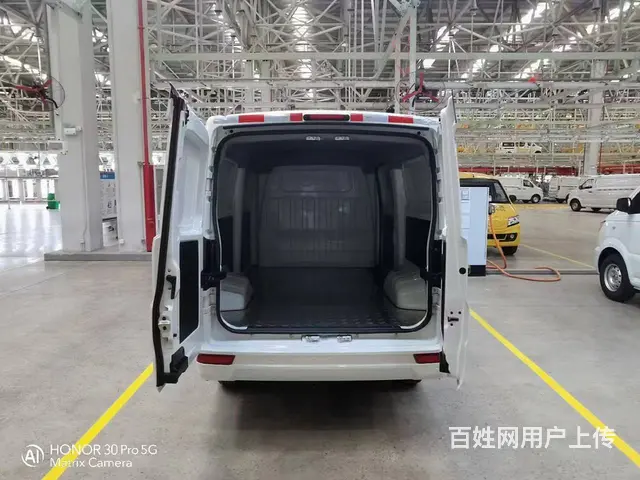 新能源电动面包车 - 图片 1