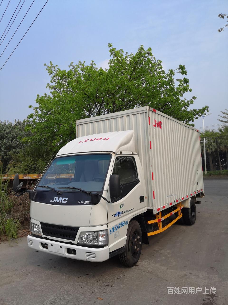 15年上牌照江铃凯运高箱