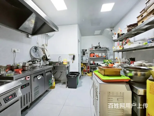 （老板本人）长沙县学校边上，成熟小区出入口临街餐馆5.8万急 - 图片 3