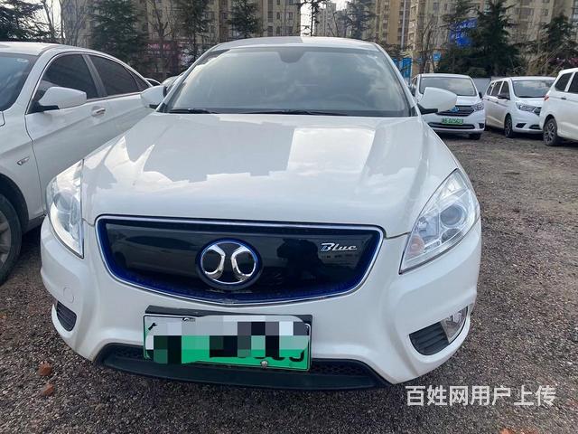 北汽新能源eu300的图片