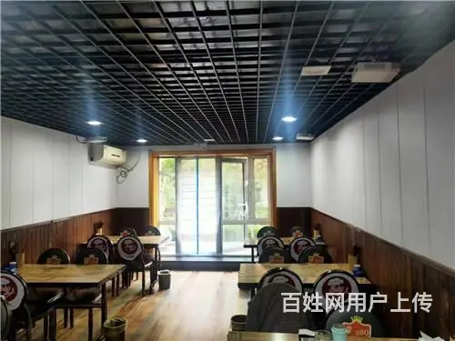 三亚路光明新村旁110平一层饭店出兑 - 图片 1