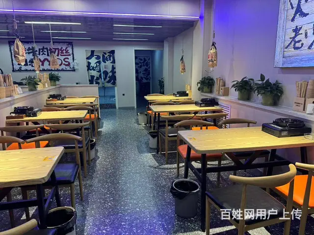 C11732位于吉木萨尔东方希望东区公寓楼附近餐饮旺铺转让 - 图片 1