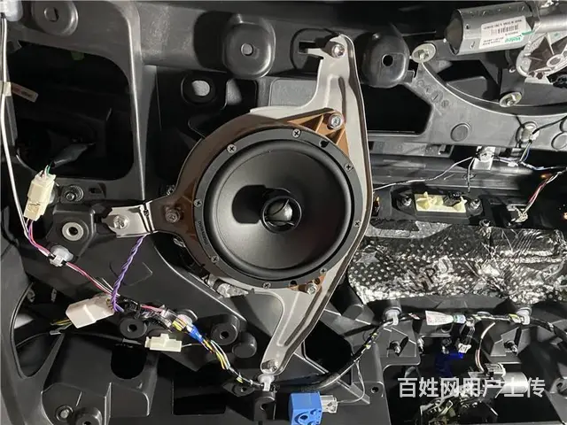车内尽享丹拿之声 武汉歌德丰田塞纳汽车音响改装 - 图片 9